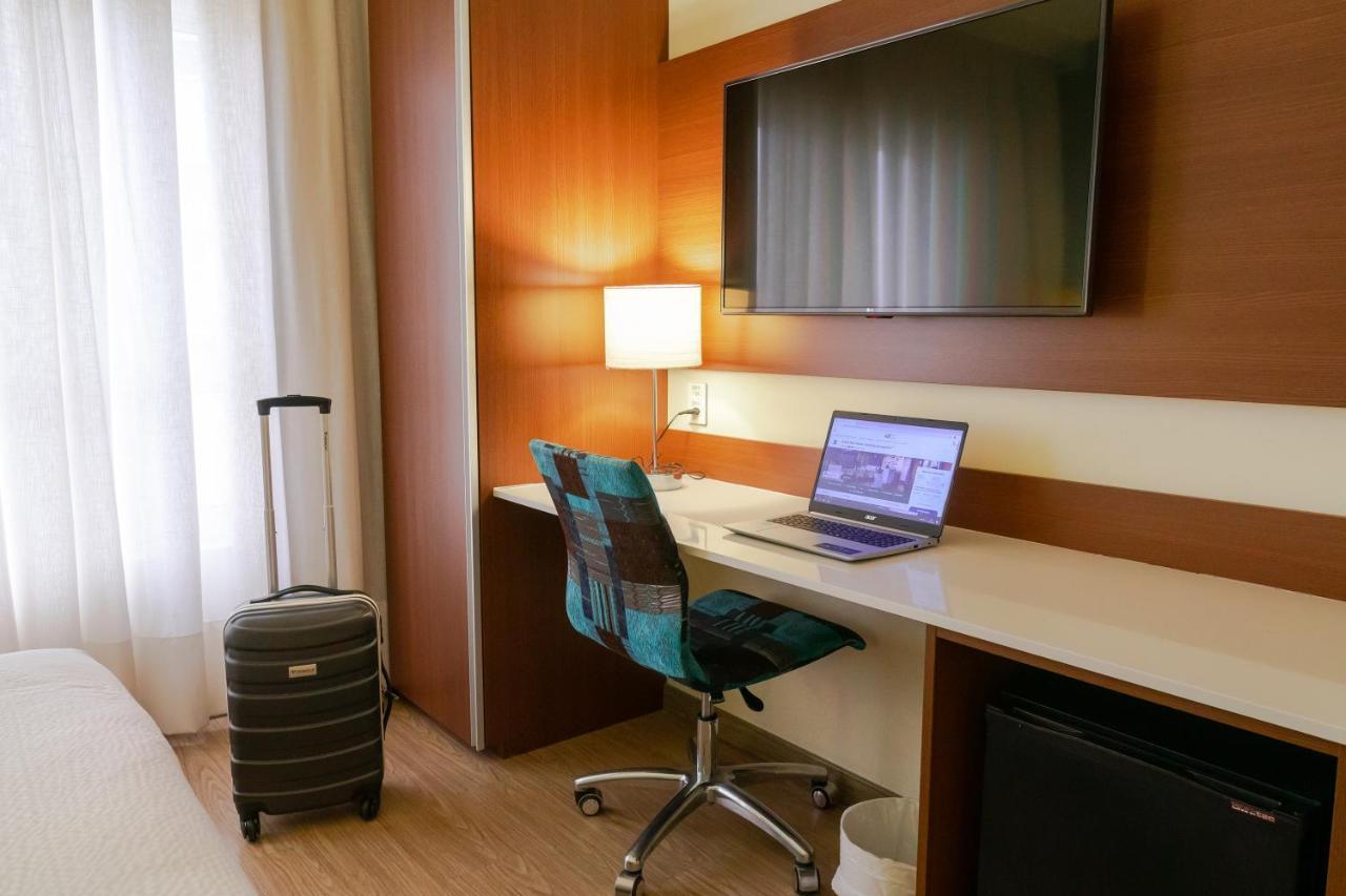 Hotel Ibis Styles Curitiba Aeroporto São José dos Pinhais Exterior foto